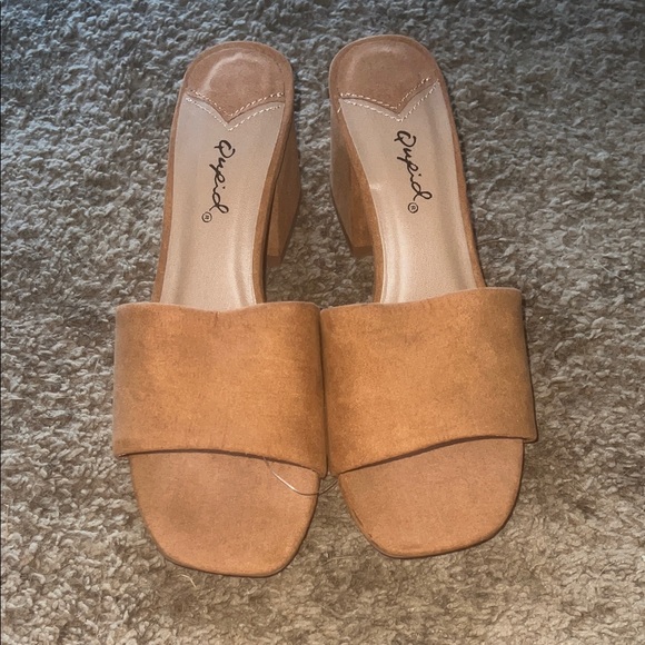 Qupid Shoes - Qupid Women's Brown Suede Mules